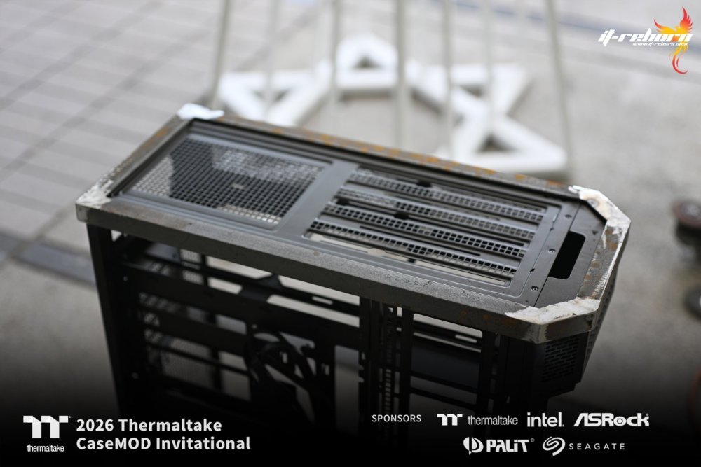 itreborn-log5.thumb.jpg.7d64f81fa72ed5c7f21632f899c1d938.jpg