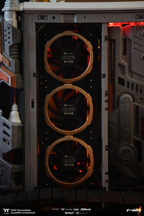 itreborn-final16.thumb.jpg.c37e293f9fe761cae13a84dfe8321ac9.jpg